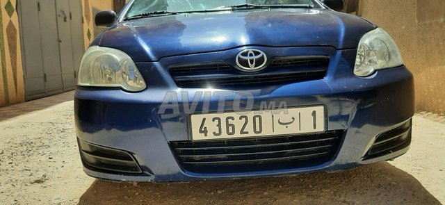 Voiture Toyota Corolla 2006 à taourirt Essence - 8 chevaux
