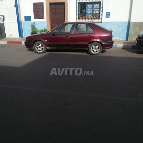 Voiture Renault R19 1989 à guelmim Diesel - 7 chevaux