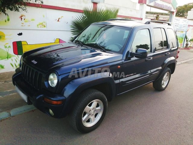 Voiture Jeep Cherokee 2003 à kénitra Diesel - 10 chevaux