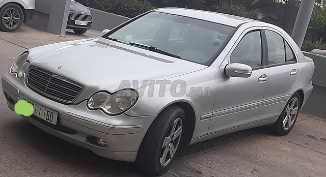 Voiture Mercedes benz Classe c 2003 à casablanca Diesel - 9 chevaux