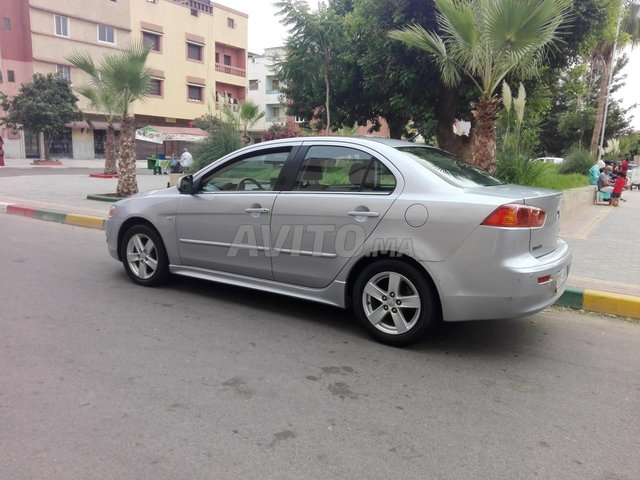 Voiture Mitsubishi Lancer 2012 à casablanca Diesel - 8 chevaux