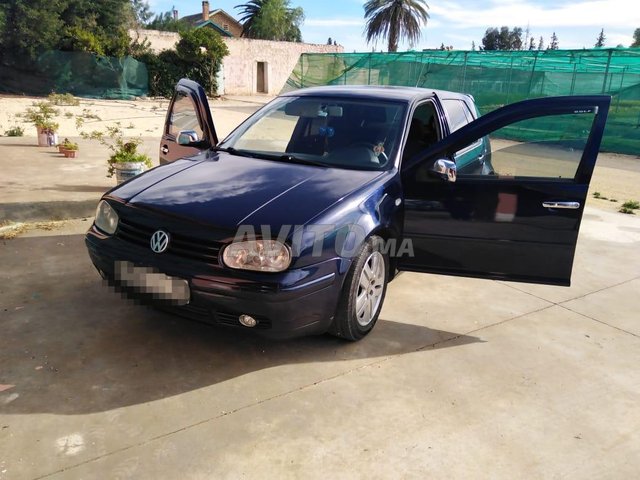 Voiture Volkswagen Golf 4 2002 à oued-zem Diesel - 8 chevaux