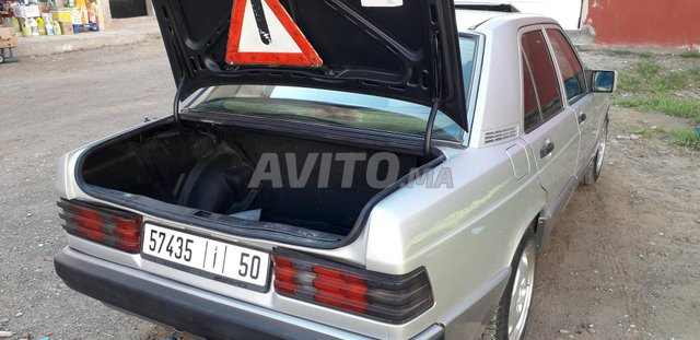 Voiture Mercedes benz R190 1993 à nador Diesel - 4 chevaux