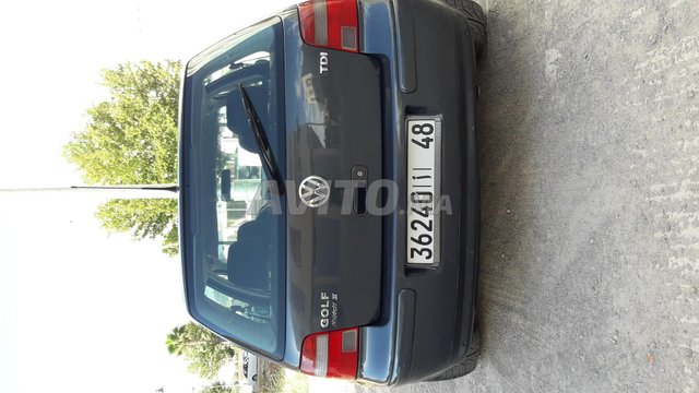 Voiture Volkswagen Golf 4 2003 à fès Diesel - 8 chevaux