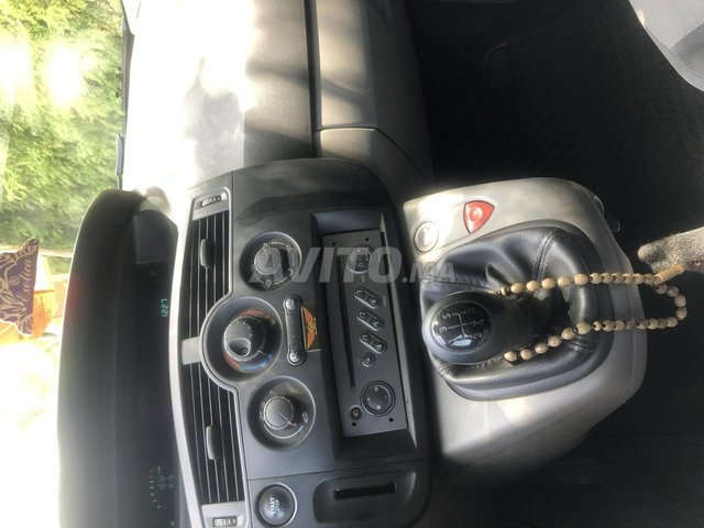 Voiture Renault Scenic 2006 à rabat Diesel - 6 chevaux