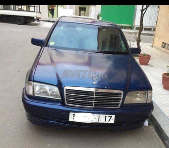 Voiture Mercedes benz Classe c 2000 à meknès Diesel - 9 chevaux