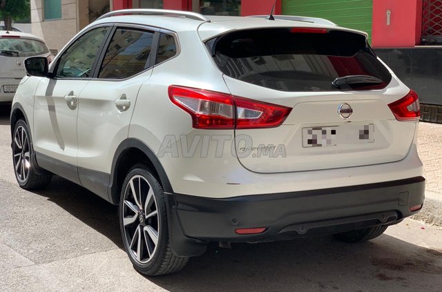 Voiture Nissan Qashqai 2017 à tanger Diesel - 6 chevaux