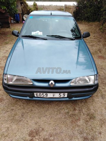 Voiture Renault R19 2000 à kénitra Essence - 8 chevaux