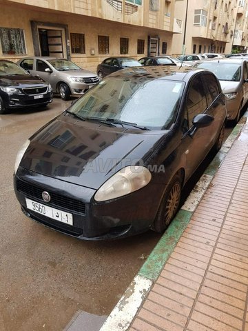 Voiture Fiat Punto 2009 à rabat Diesel - 5 chevaux