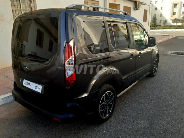 Voiture Ford Tourneo 2018 à agadir Diesel - 6 chevaux