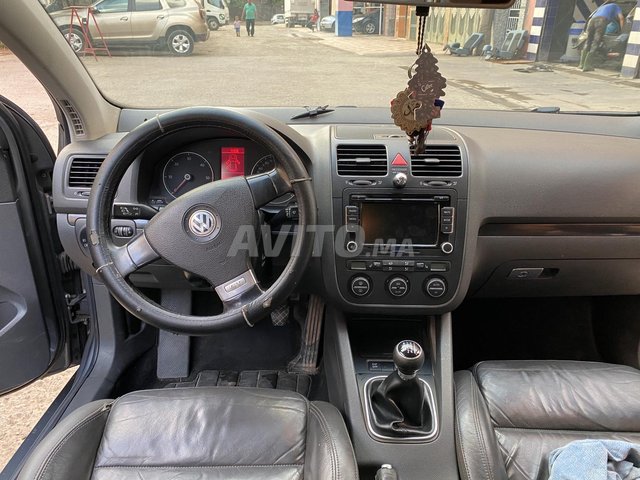 Voiture Volkswagen Golf 5 2008 à béni-mellal Diesel
