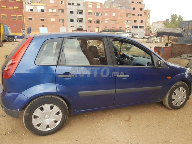 Voiture Ford Fiesta 2006 à béni-mellal Essence - 7 chevaux