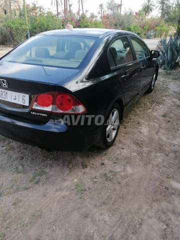 Voiture Honda Civic 2009 à casablanca Essence - 9 chevaux