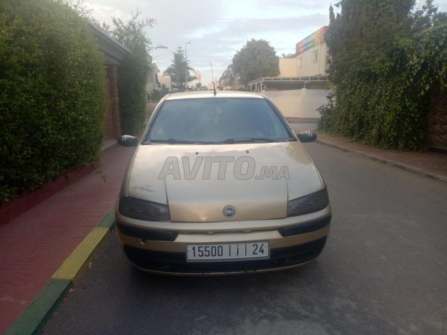 Voiture Fiat Punto 2003 à rabat Diesel - 8 chevaux