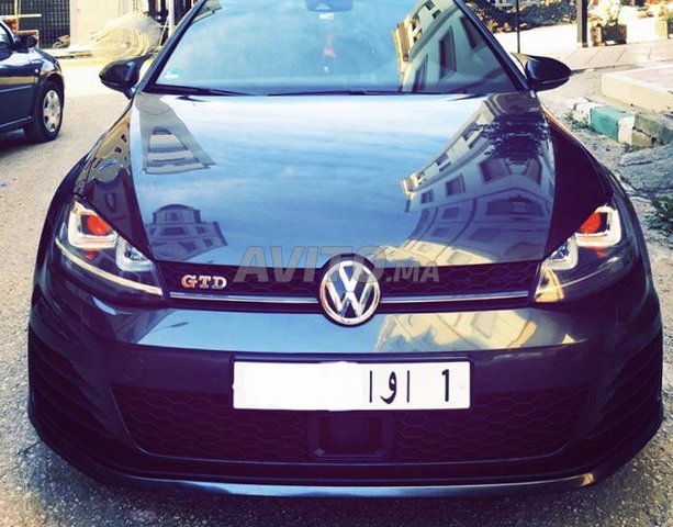 Voiture Volkswagen Golf 7 2014 à tanger Diesel - 8 chevaux