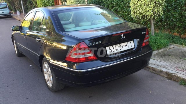 Voiture Mercedes benz 220 2006 à salé Diesel - 9 chevaux