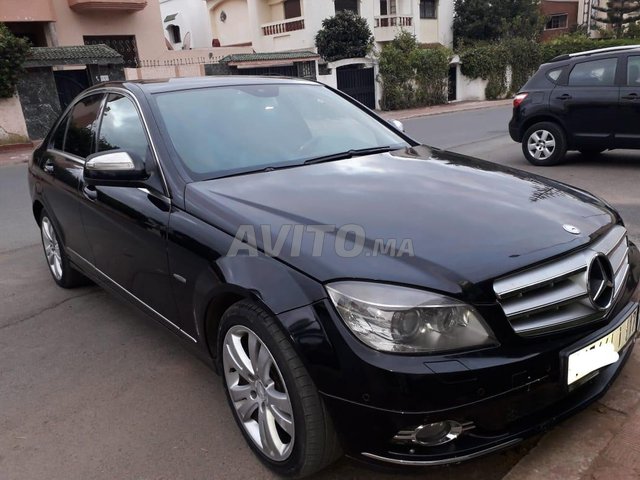 Voiture Mercedes benz 220 2008 à rabat Diesel - 9 chevaux