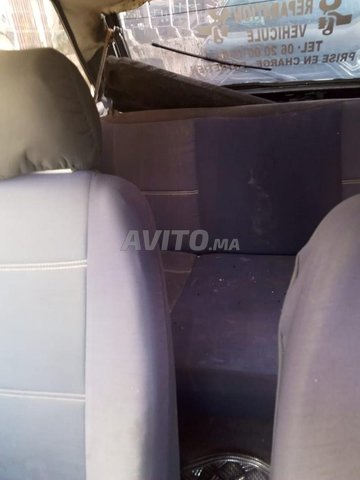 Voiture Ford Fiesta 1982 à casablanca Essence - 6 chevaux