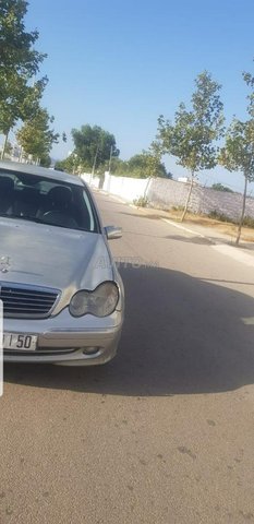 Voiture Mercedes benz Classe c 2001 à tétouan Diesel - 9 chevaux