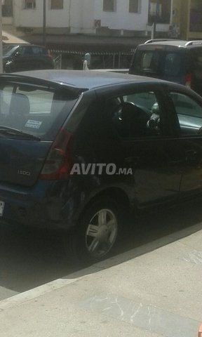 Voiture Dacia Sandero 2011 à rabat Diesel - 7 chevaux