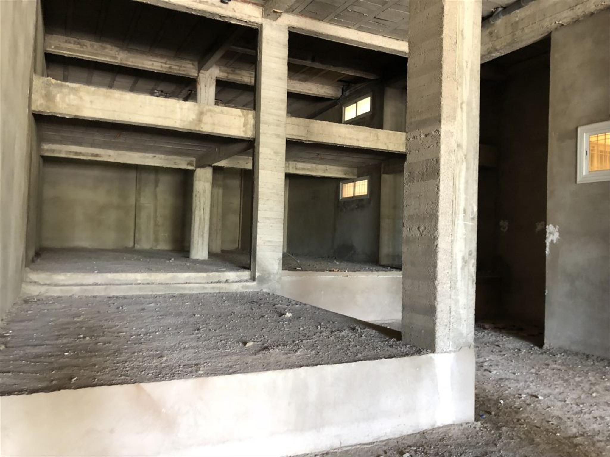 magasin 4.jpg