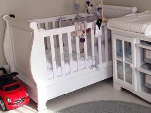 Lit Evolutif Bebe Decouvrez 33 Annonces A Vendre Avito