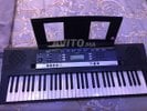 Un piano en bon état ( Yamaha ) ( à vendre )  - 2